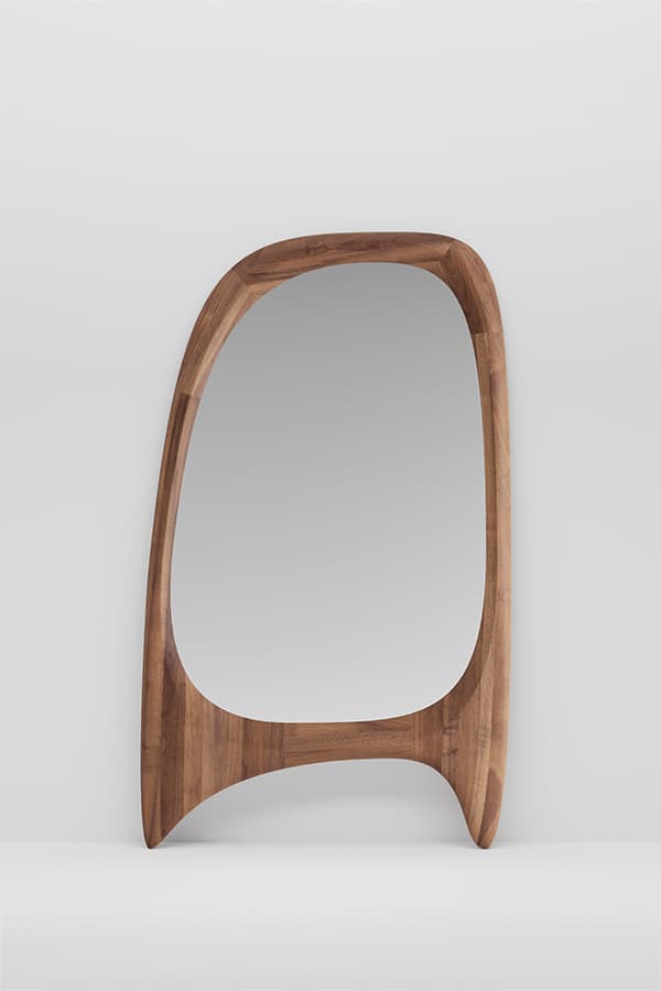 Monument organic mirror with legs - Regular Company